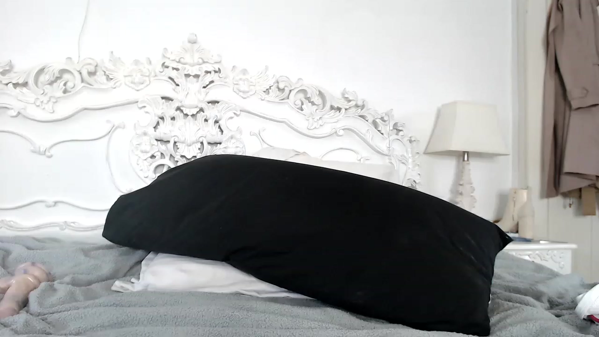 Gallery image thumbnail from LeahDxox's myfreecams stream on, 02/15/2023, 14:53 image 2 of 20