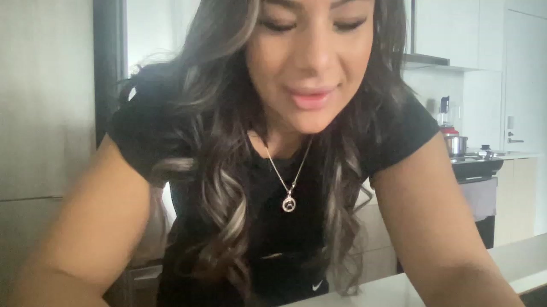 Gallery image thumbnail from LeahFitness's myfreecams stream on, 02/02/2023, 20:28 image 16 of 20
