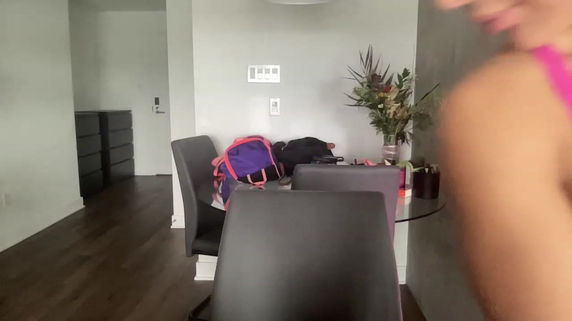 Gallery image thumbnail from LeahFitness's myfreecams stream on, 05/16/2023, 21:20 image 19 of 20