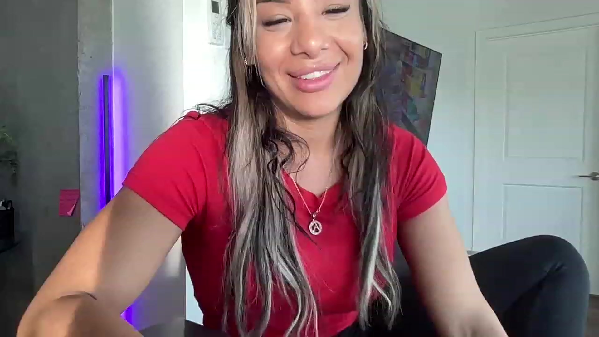 Gallery image thumbnail from LeahFitness's myfreecams stream on, 05/22/2023, 22:15 image 20 of 20
