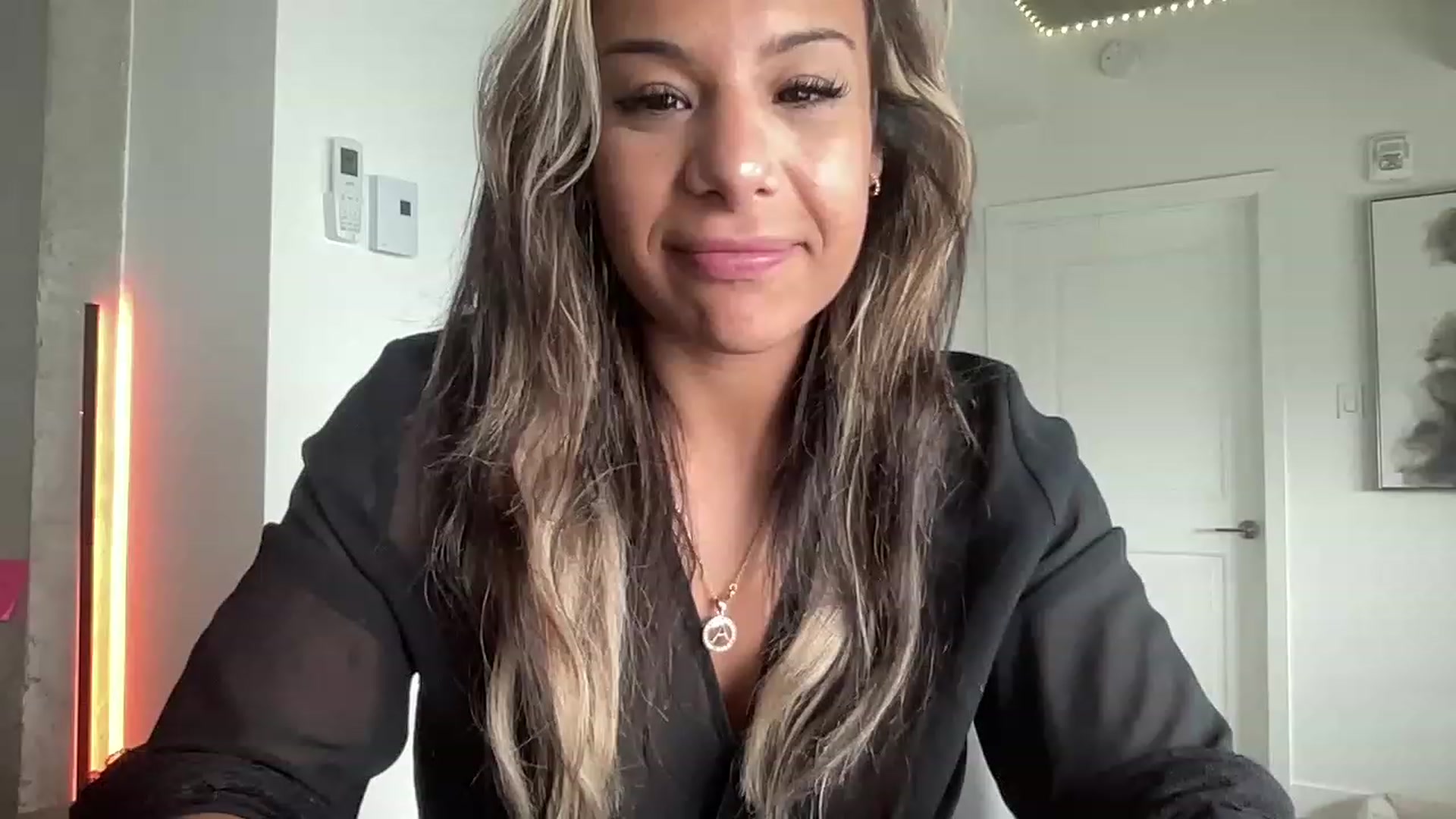 Gallery image thumbnail from LeahFitness's myfreecams stream on, 06/25/2023, 18:49 image 13 of 20