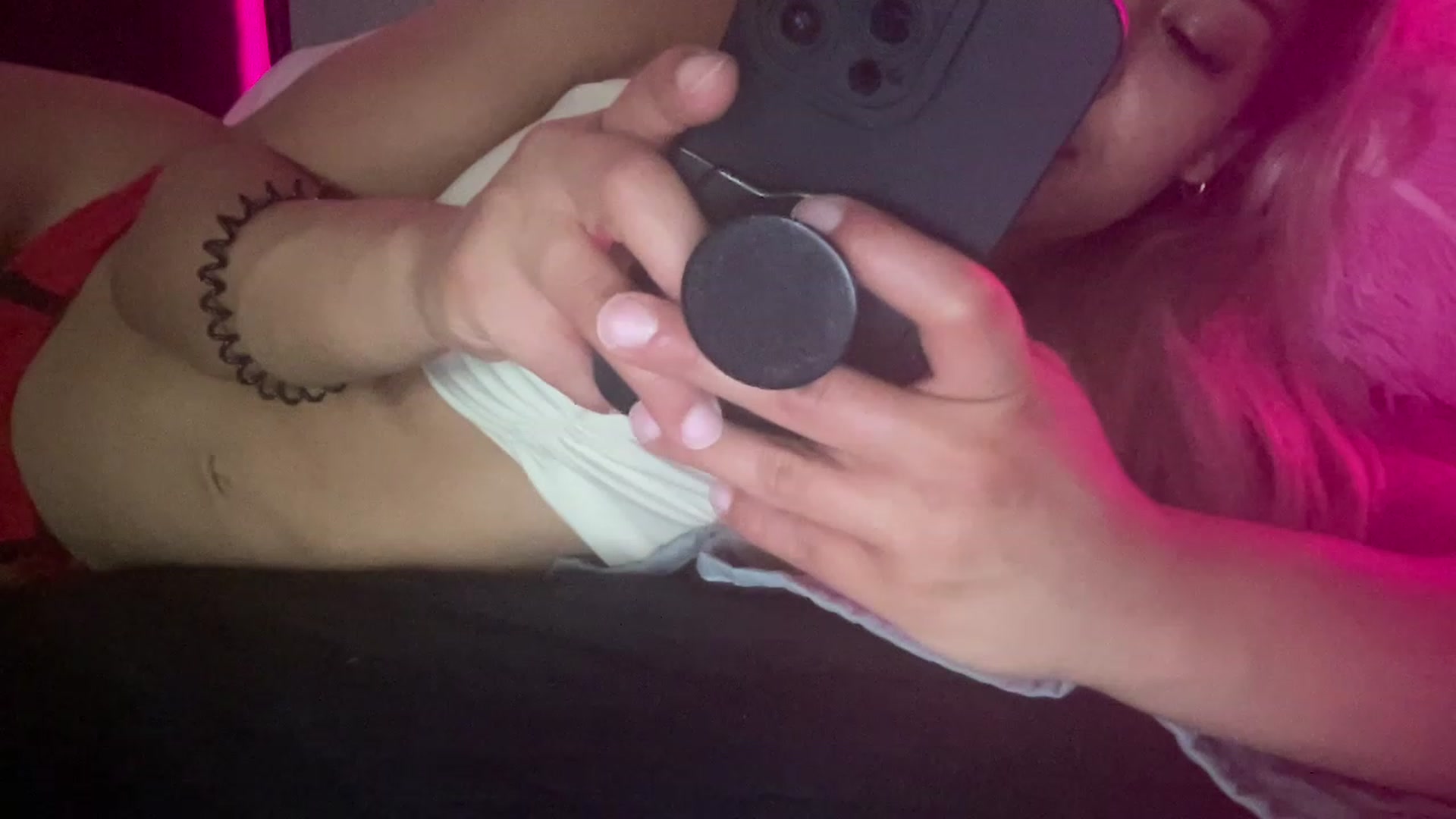 Gallery image thumbnail from LeahFitness's myfreecams stream on, 08/15/2023, 04:46 image 5 of 20