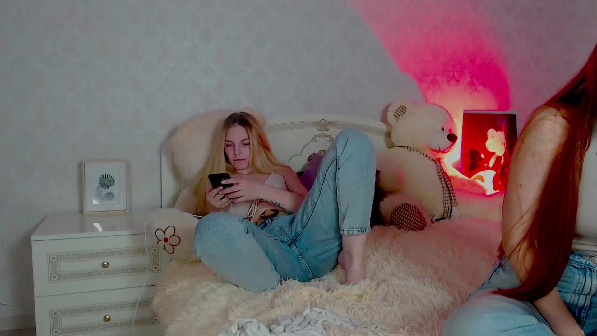 Gallery image thumbnail from LeahGotti7's myfreecams stream on, 06/01/2024, 17:45 image 20 of 20
