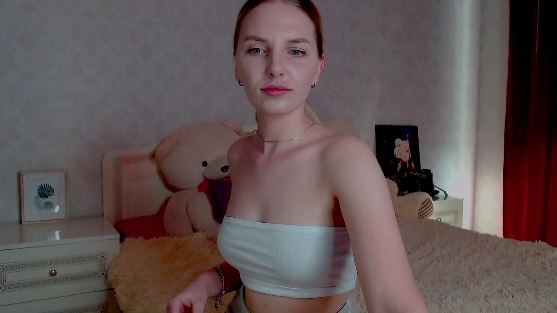 Gallery image thumbnail from LeahGotti7's myfreecams stream on, 06/07/2024, 16:45 image 3 of 20