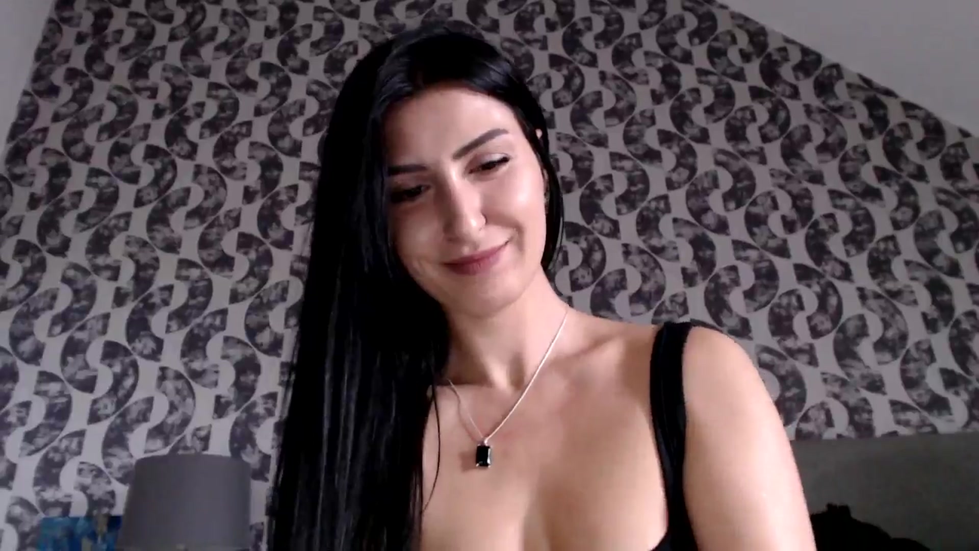 Gallery image thumbnail from LeahIson's myfreecams stream on, 05/28/2024, 10:10 image 8 of 20