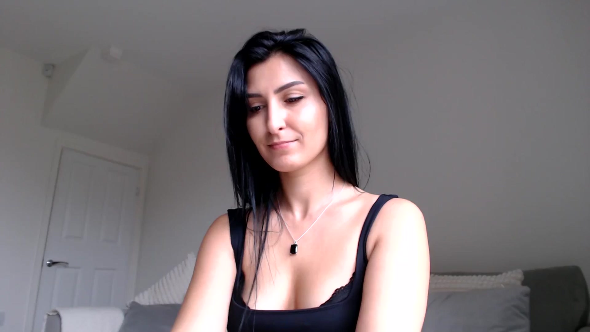 Gallery image thumbnail from LeahIson's myfreecams stream on, 05/28/2024, 12:24 image 5 of 20
