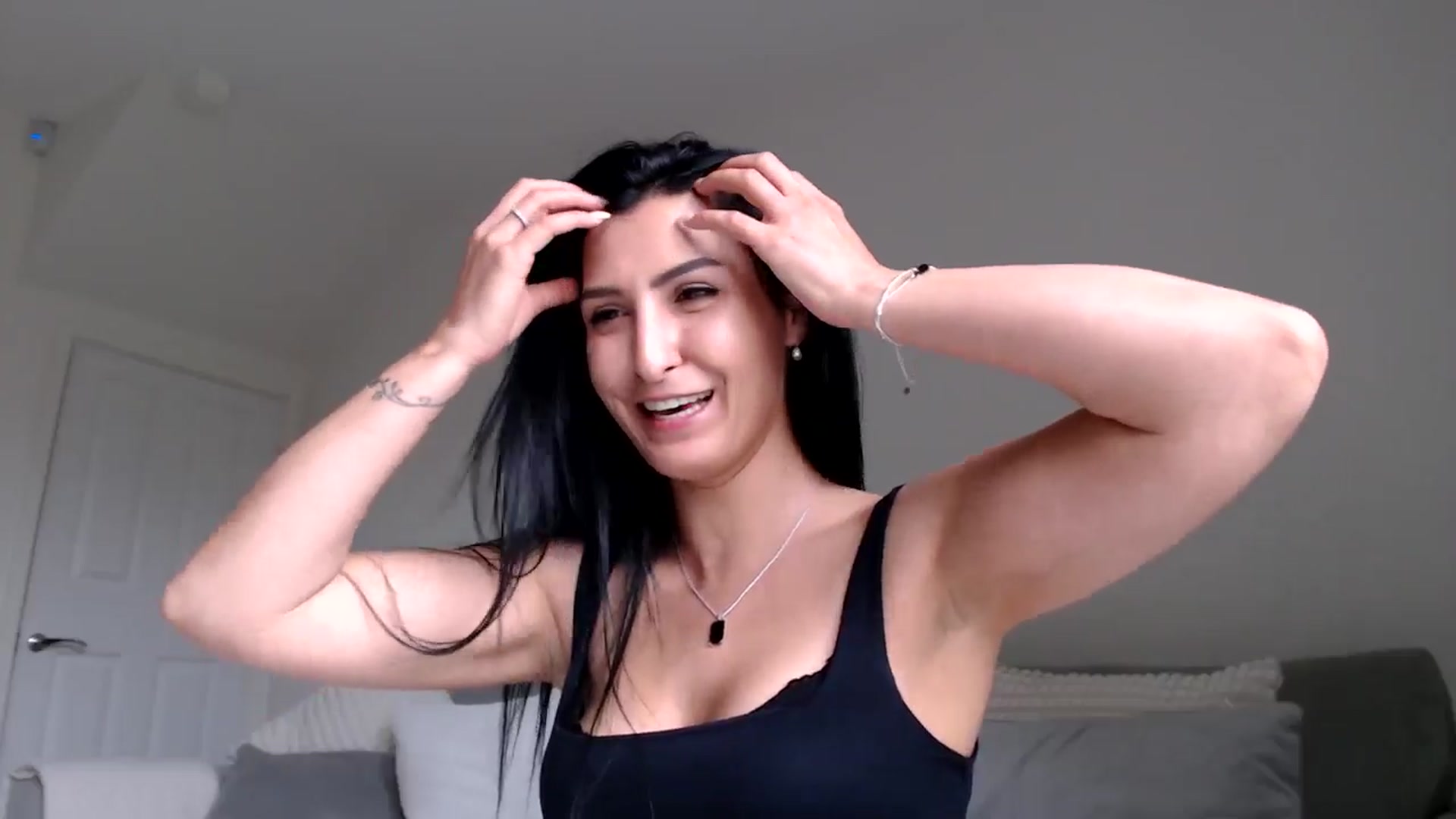 Gallery image thumbnail from LeahIson's myfreecams stream on, 05/28/2024, 12:24 image 6 of 20