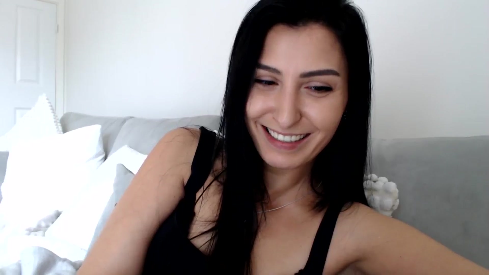 Gallery image thumbnail from LeahIson's myfreecams stream on, 05/28/2024, 12:24 image 17 of 20