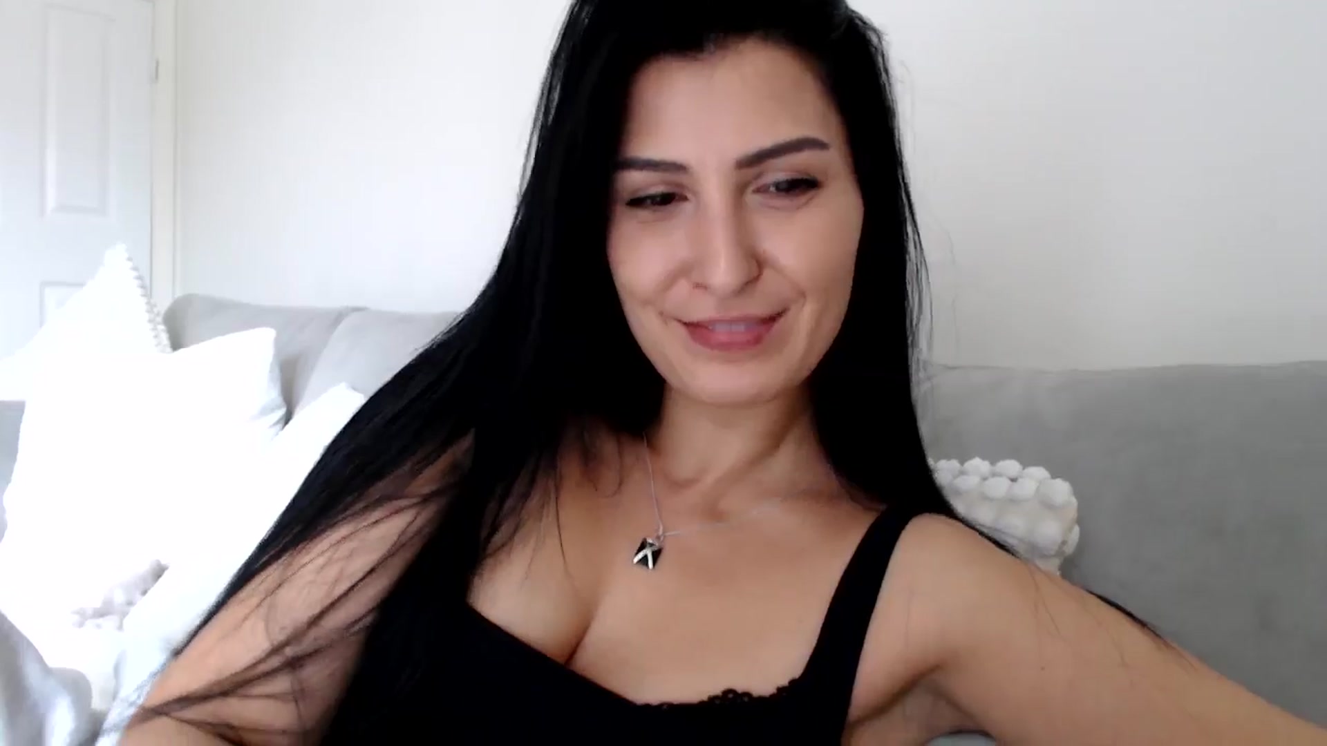 Gallery image thumbnail from LeahIson's myfreecams stream on, 05/28/2024, 12:24 image 15 of 20