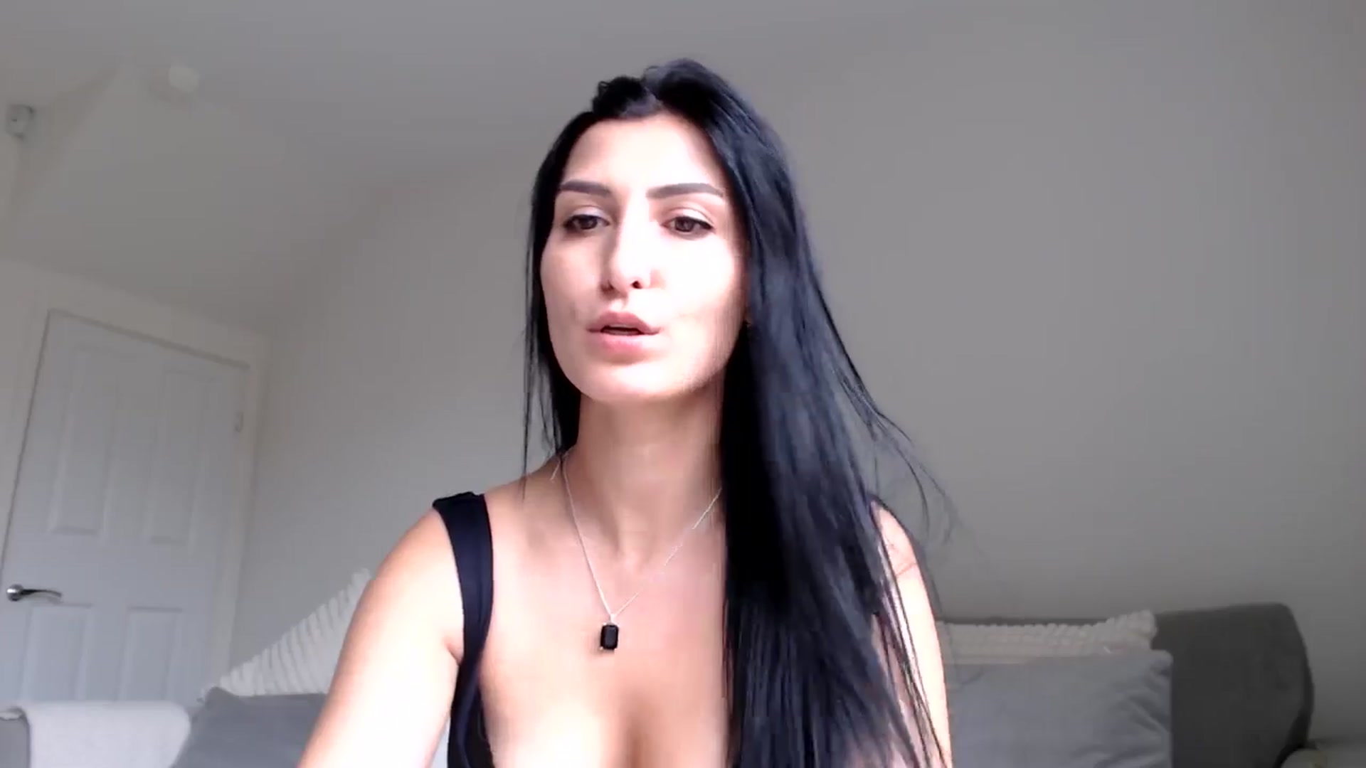 Gallery image thumbnail from LeahIson's myfreecams stream on, 05/28/2024, 12:24 image 8 of 20