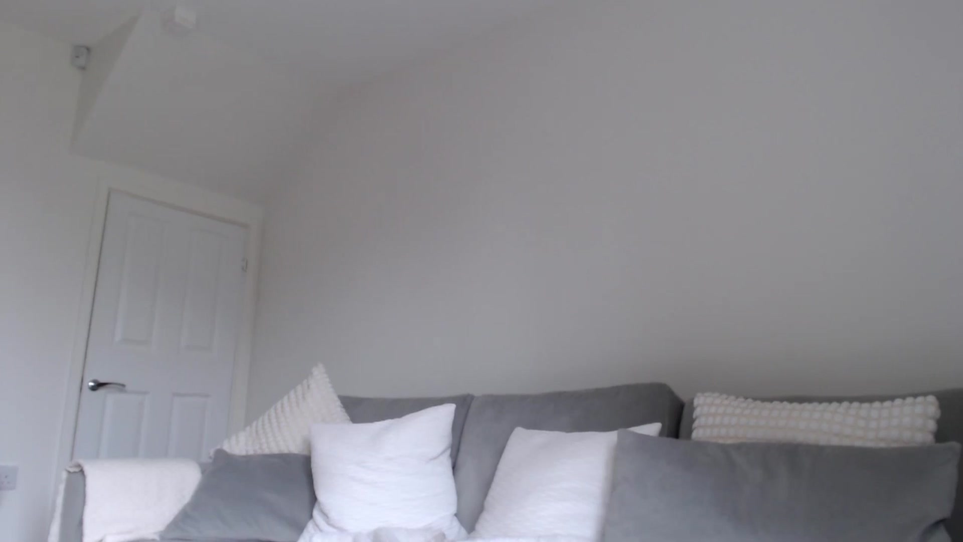Gallery image thumbnail from LeahIson's myfreecams stream on, 05/28/2024, 15:18 image 2 of 20