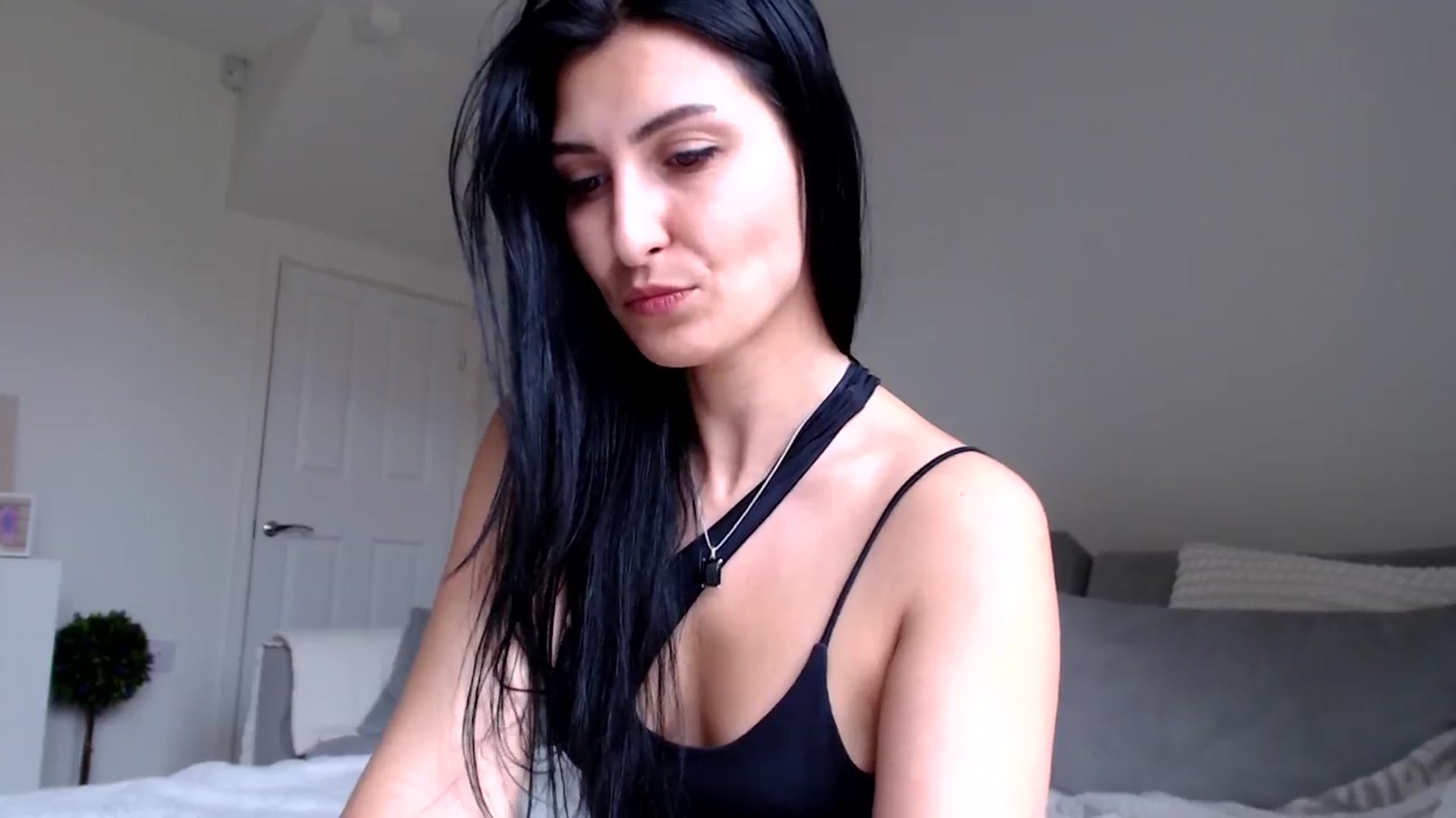 Gallery image thumbnail from LeahIson's myfreecams stream on, 05/29/2024, 12:43 image 14 of 20