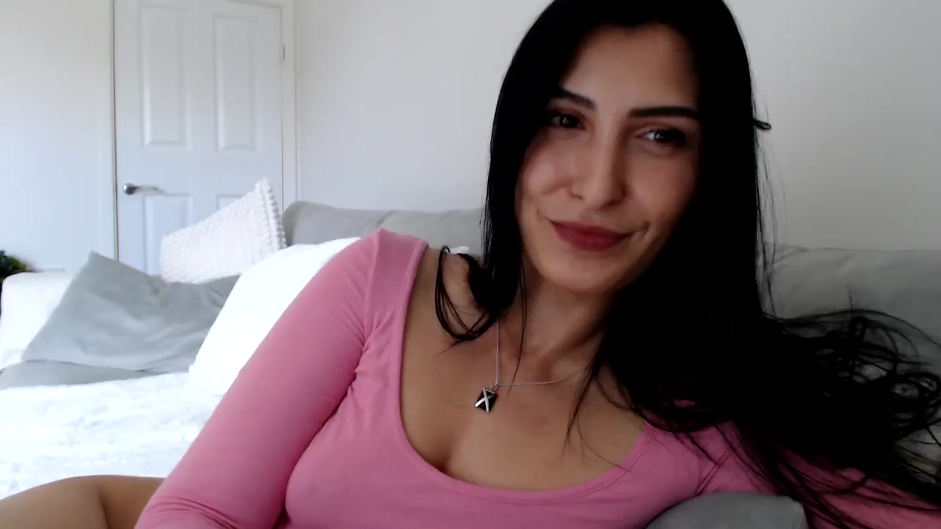 Gallery image thumbnail from LeahIson's myfreecams stream on, 05/30/2024, 09:58 image 17 of 20