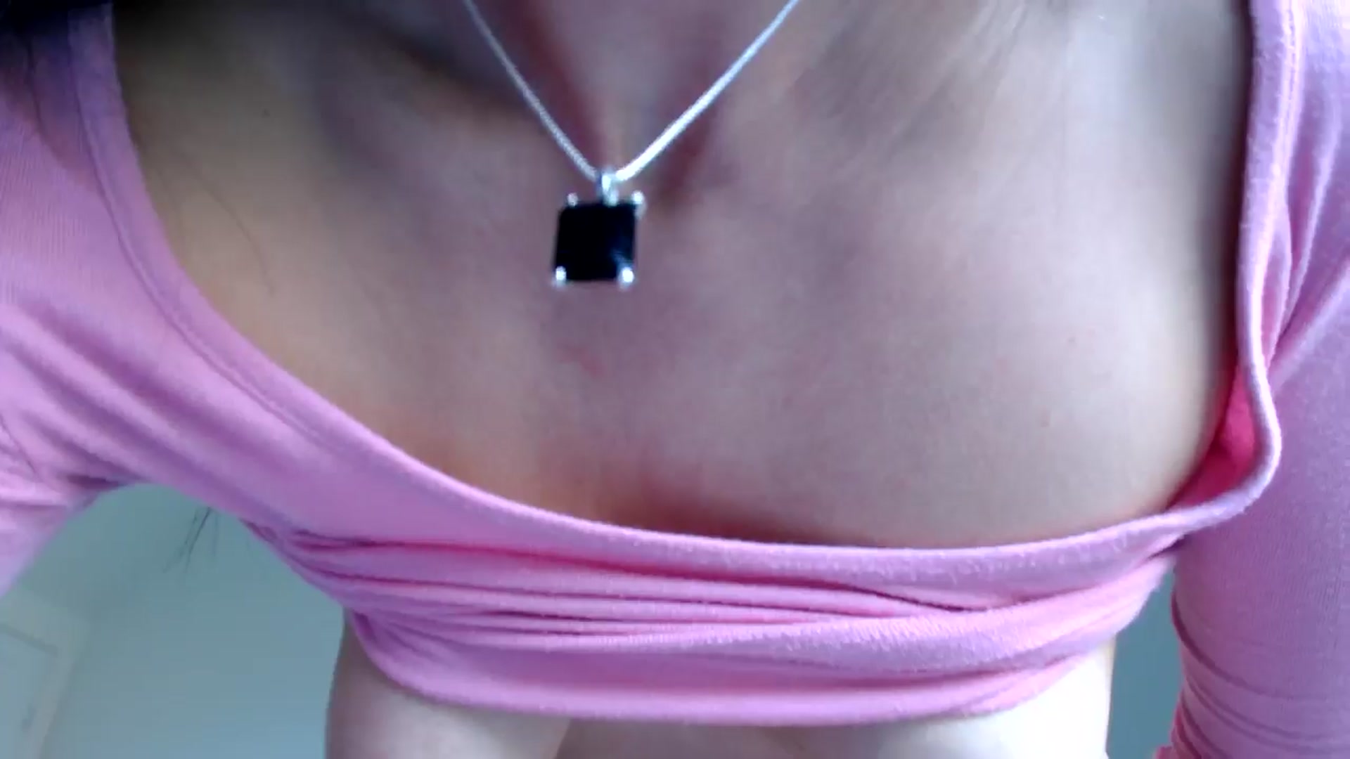 Gallery image thumbnail from LeahIson's myfreecams stream on, 05/30/2024, 10:21 image 8 of 20