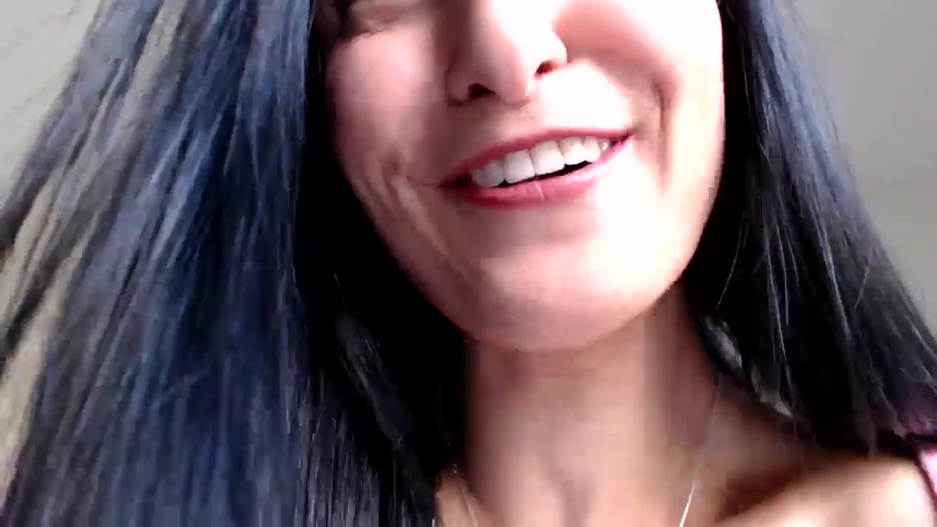 Gallery image thumbnail from LeahIson's myfreecams stream on, 05/30/2024, 10:21 image 16 of 20