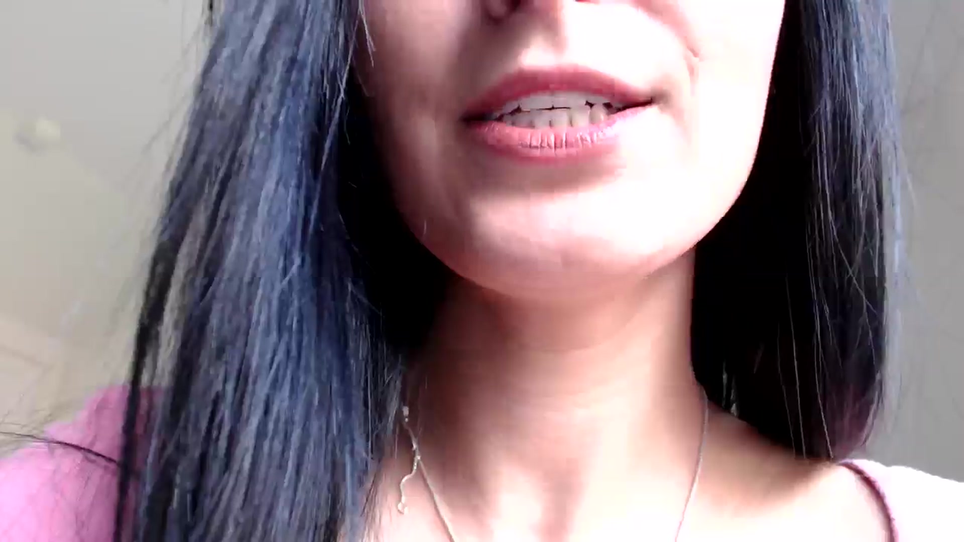 Gallery image thumbnail from LeahIson's myfreecams stream on, 05/30/2024, 10:21 image 9 of 20