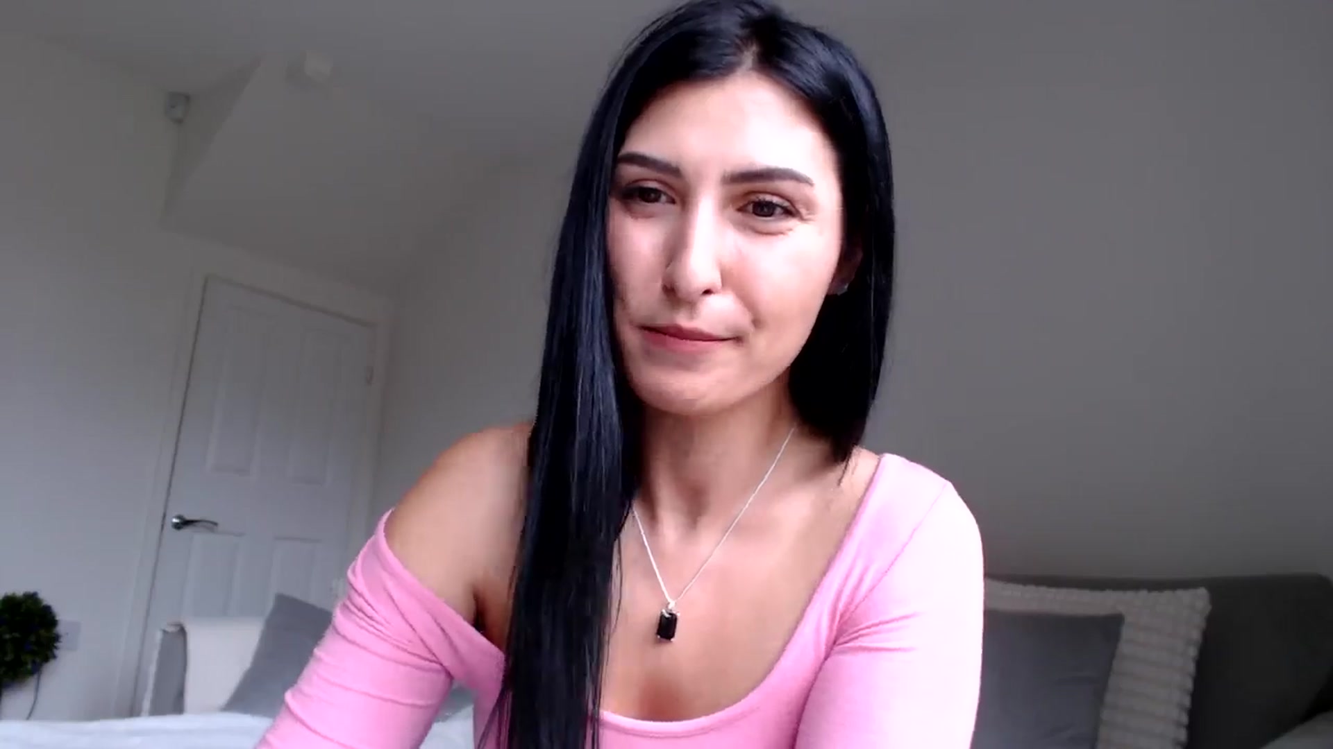 Gallery image thumbnail from LeahIson's myfreecams stream on, 05/30/2024, 11:51 image 11 of 20