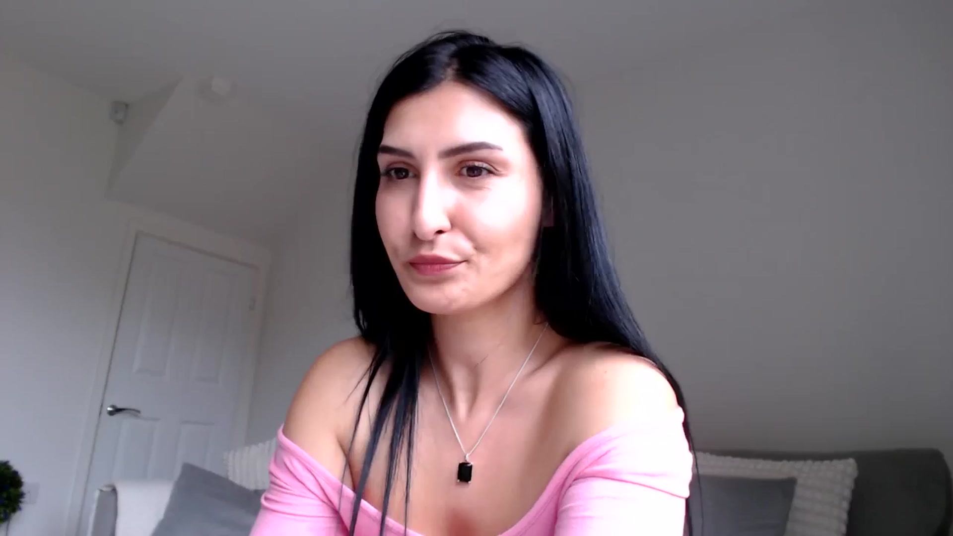Gallery image thumbnail from LeahIson's myfreecams stream on, 05/30/2024, 11:51 image 5 of 20