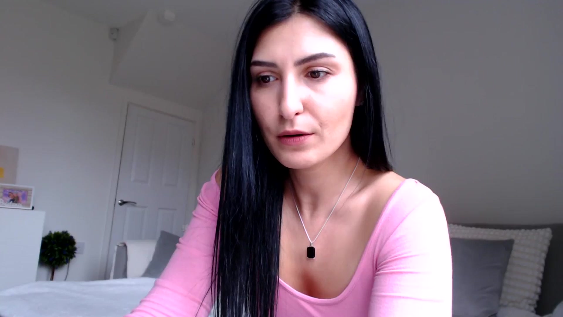 Gallery image thumbnail from LeahIson's myfreecams stream on, 05/30/2024, 11:51 image 20 of 20
