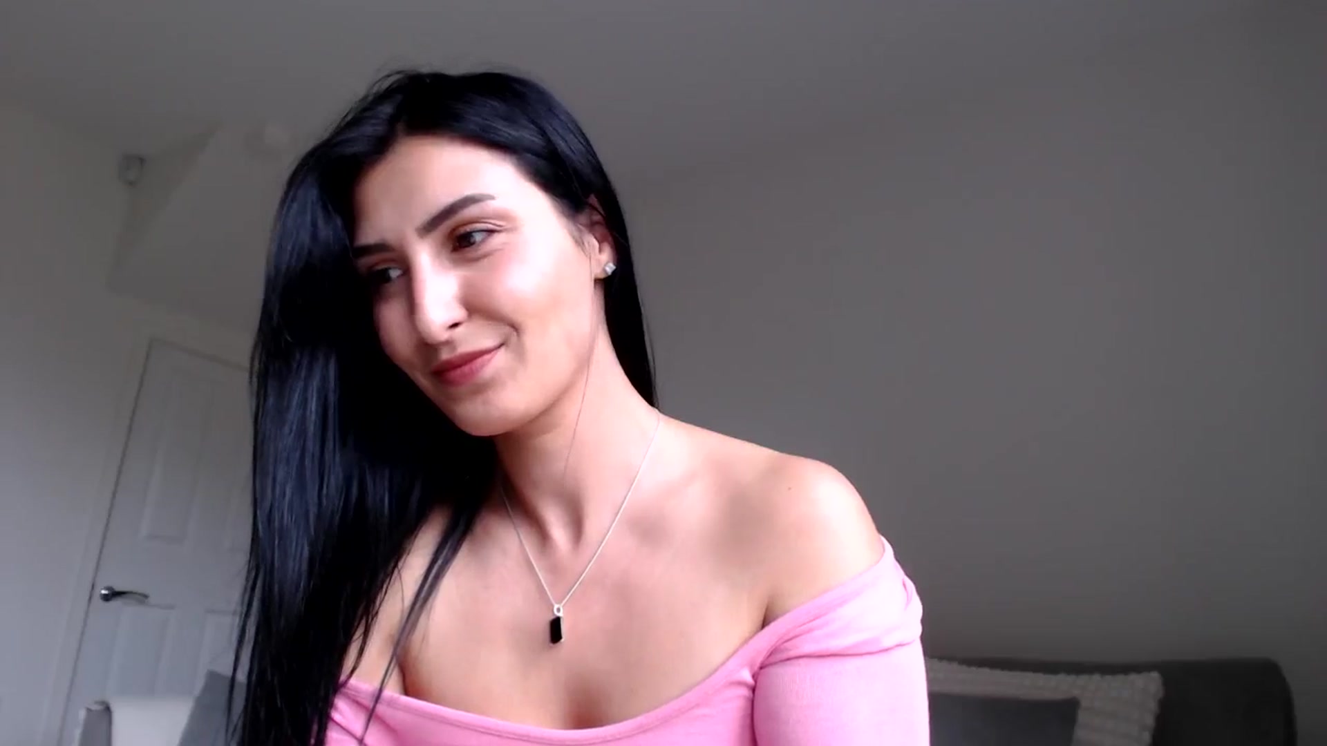Gallery image thumbnail from LeahIson's myfreecams stream on, 05/30/2024, 11:51 image 3 of 20