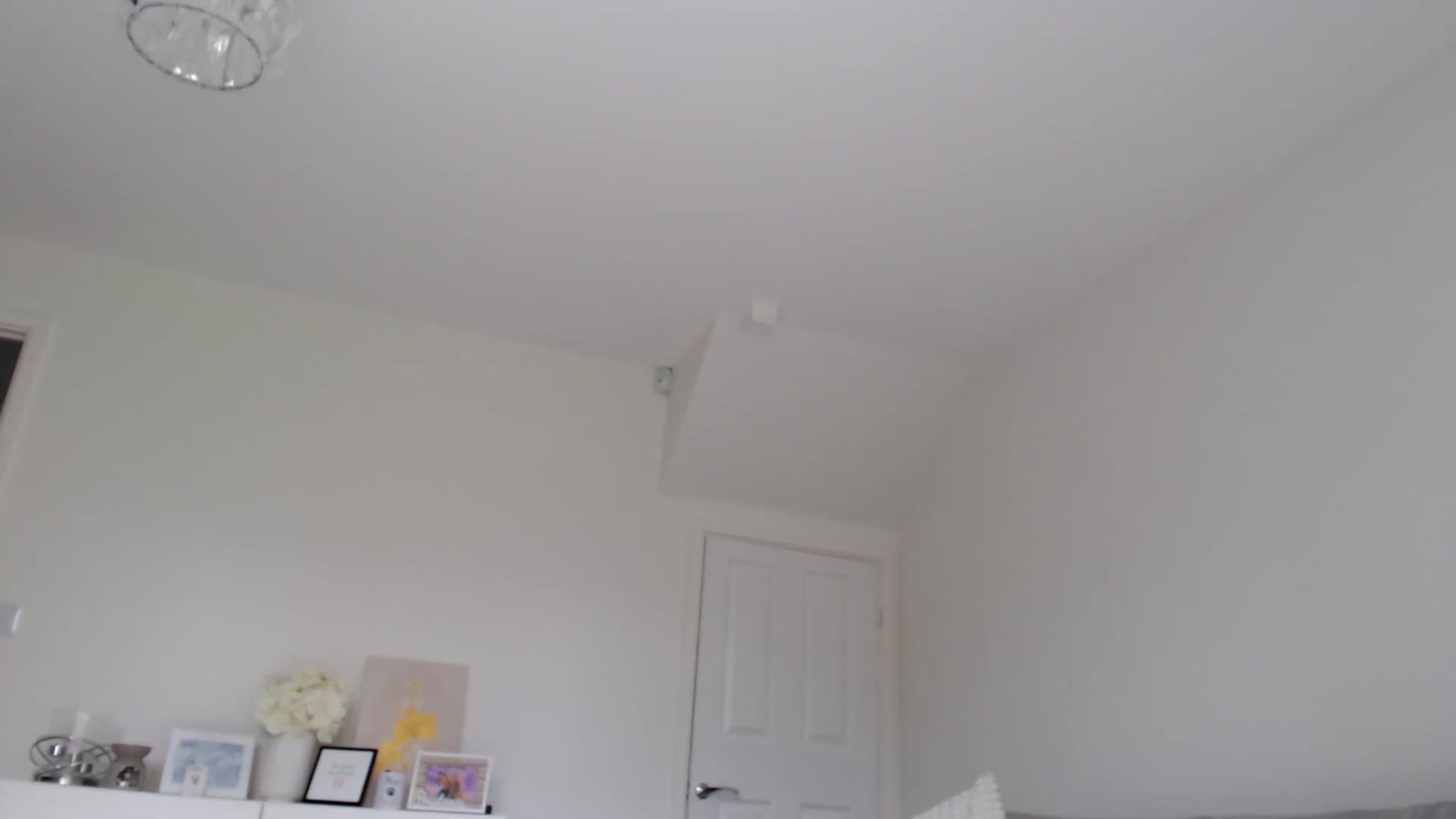 Gallery image thumbnail from LeahIson's myfreecams stream on, 05/30/2024, 12:25 image 12 of 20
