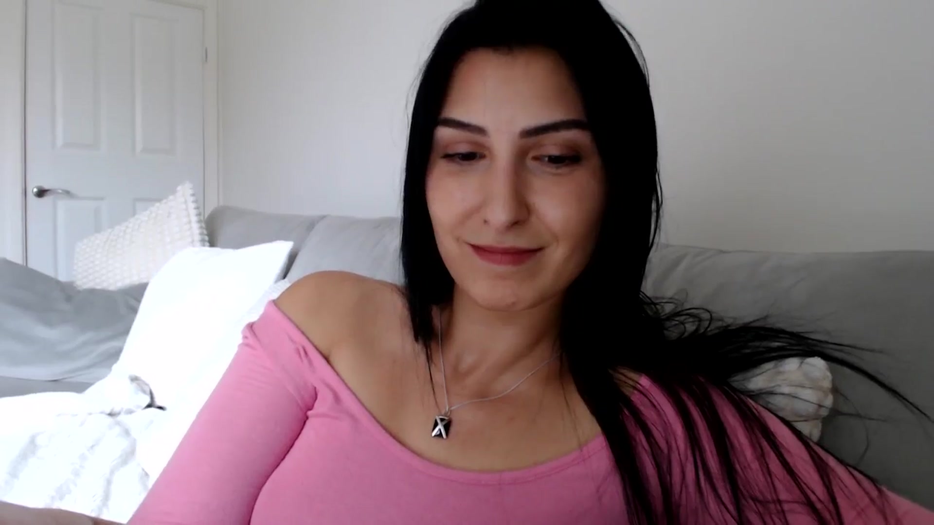Gallery image thumbnail from LeahIson's myfreecams stream on, 05/30/2024, 12:54 image 18 of 20
