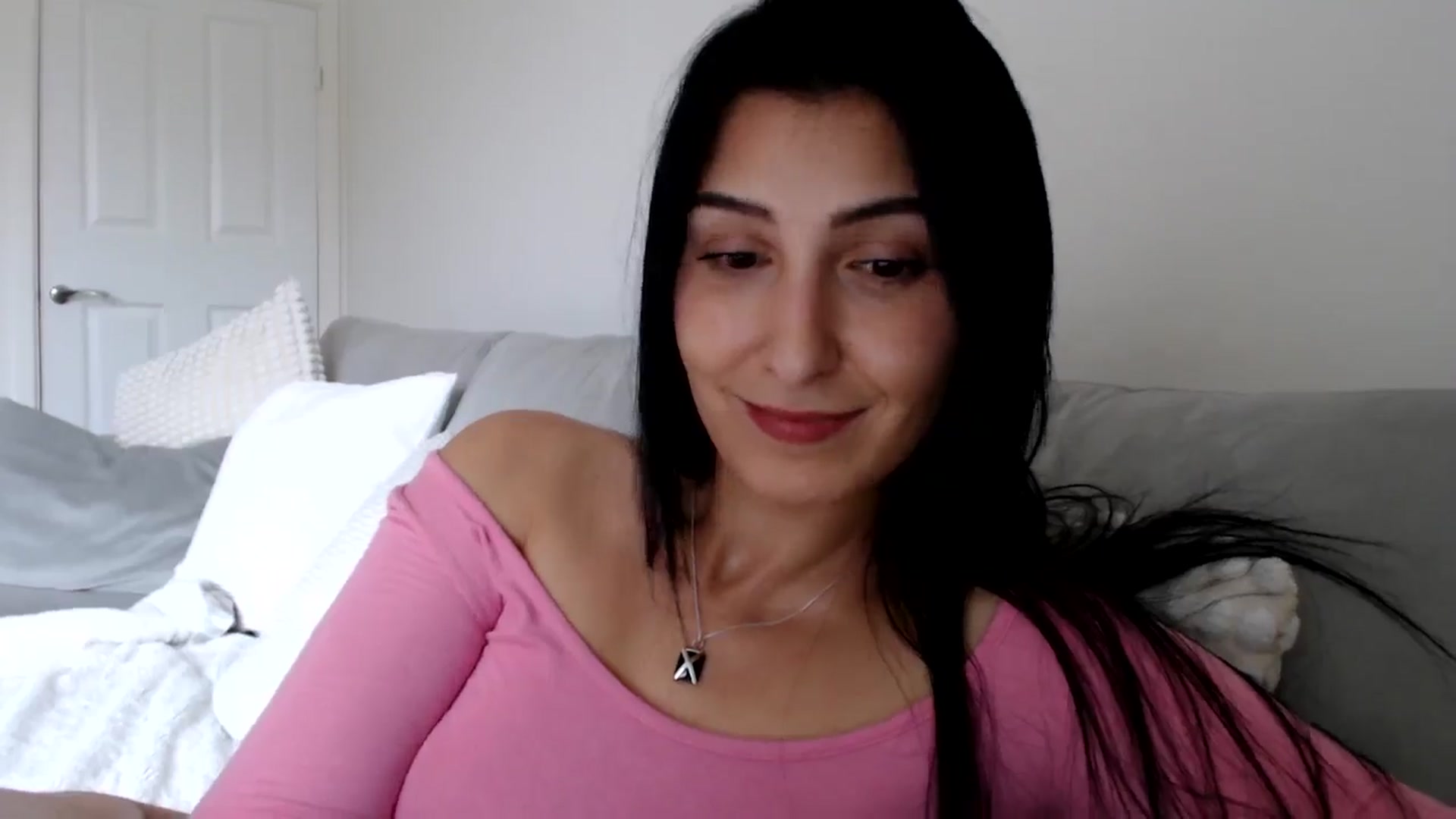 Gallery image thumbnail from LeahIson's myfreecams stream on, 05/30/2024, 12:54 image 19 of 20
