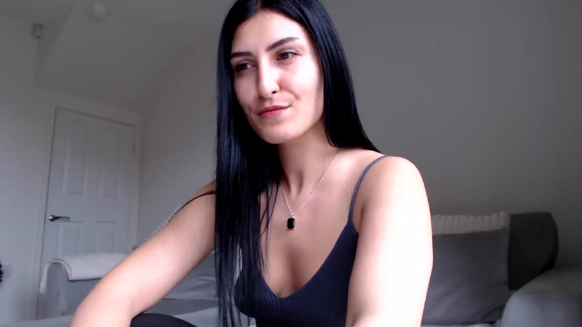 Gallery image thumbnail from LeahIson's myfreecams stream on, 05/31/2024, 10:44 image 5 of 20