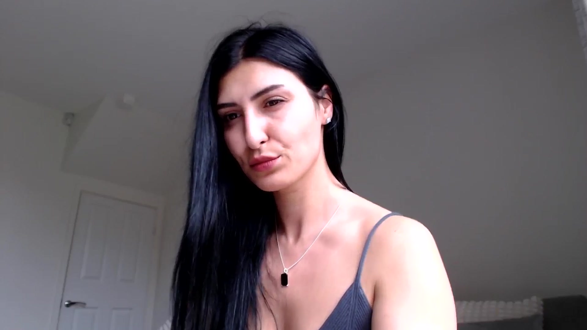 Gallery image thumbnail from LeahIson's myfreecams stream on, 05/31/2024, 10:44 image 19 of 20