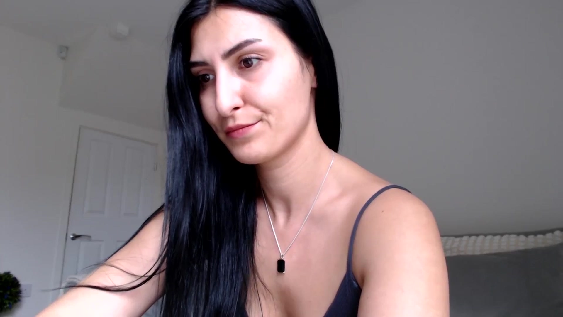 Gallery image thumbnail from LeahIson's myfreecams stream on, 05/31/2024, 11:58 image 17 of 20