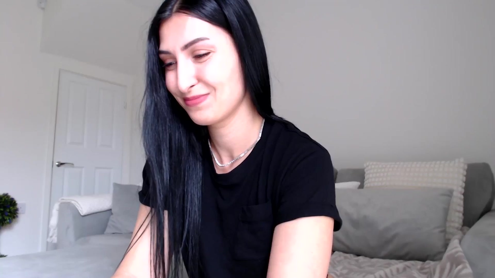 Gallery image thumbnail from LeahIson's myfreecams stream on, 06/04/2024, 10:57 image 9 of 20