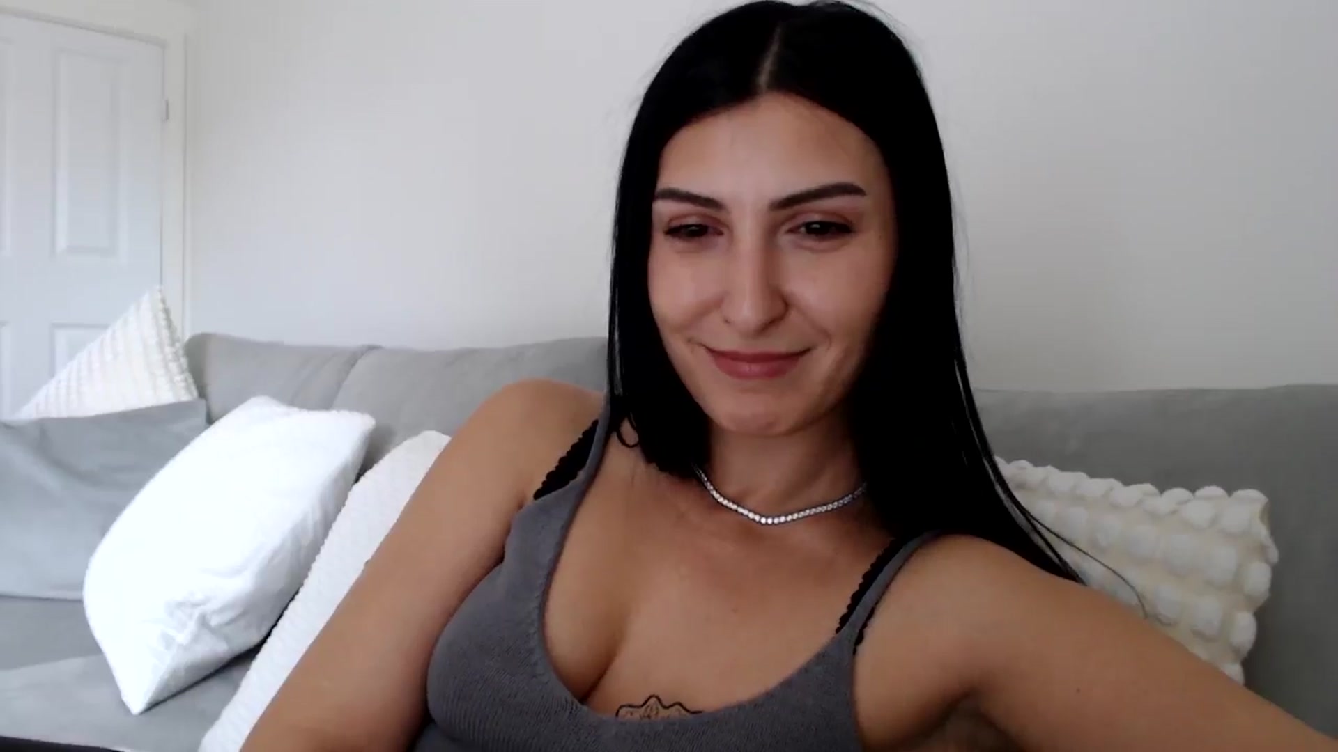 Gallery image thumbnail from LeahIson's myfreecams stream on, 06/04/2024, 13:14 image 6 of 20