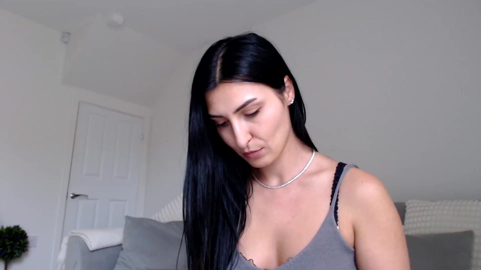 Gallery image thumbnail from LeahIson's myfreecams stream on, 06/04/2024, 13:14 image 19 of 20