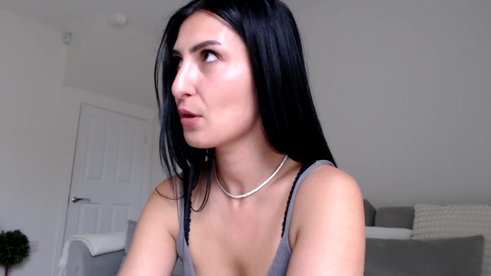 Gallery image thumbnail from LeahIson's myfreecams stream on, 06/04/2024, 13:14 image 18 of 20