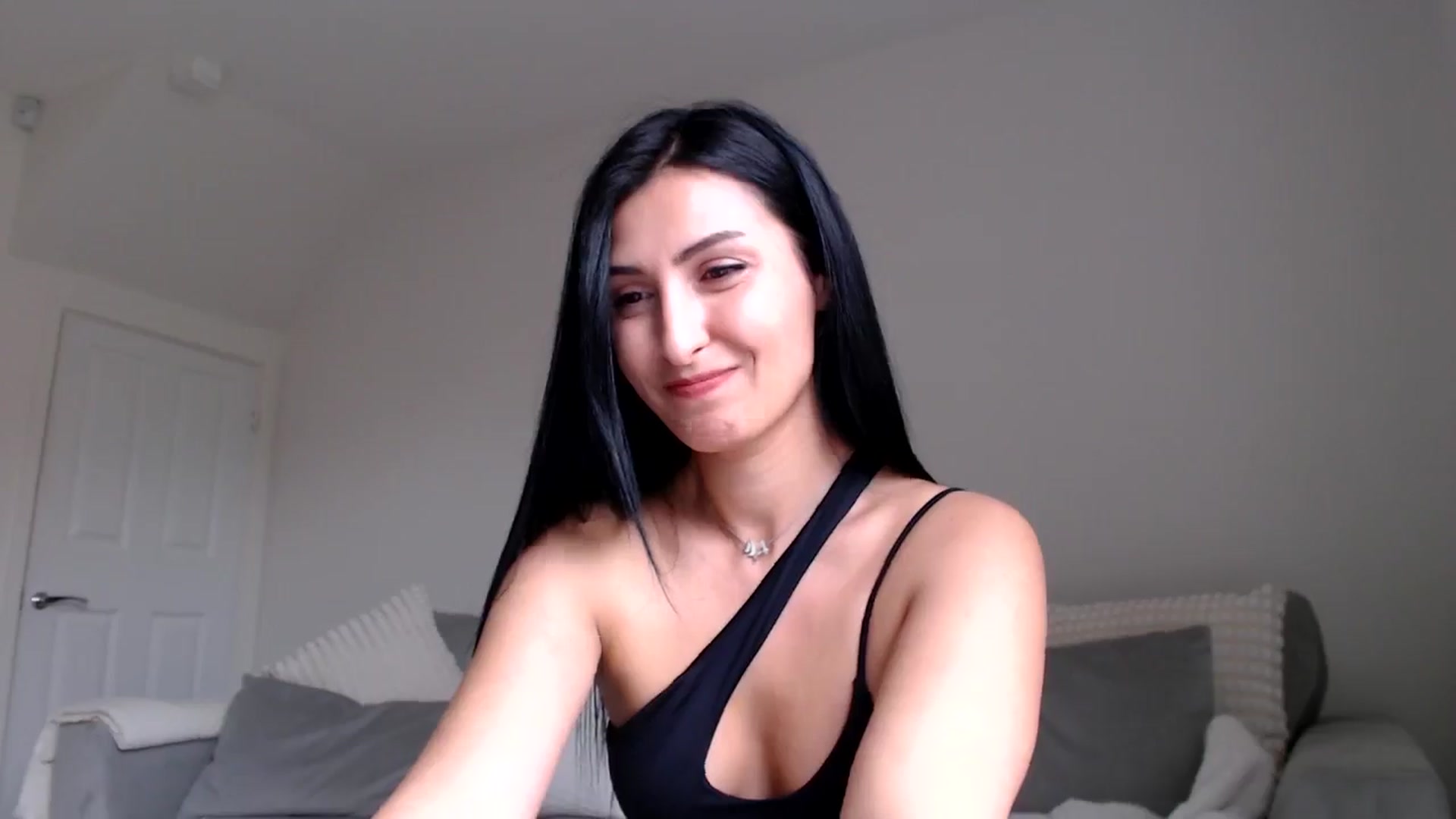 Gallery image thumbnail from LeahIson's myfreecams stream on, 06/06/2024, 12:33 image 20 of 20