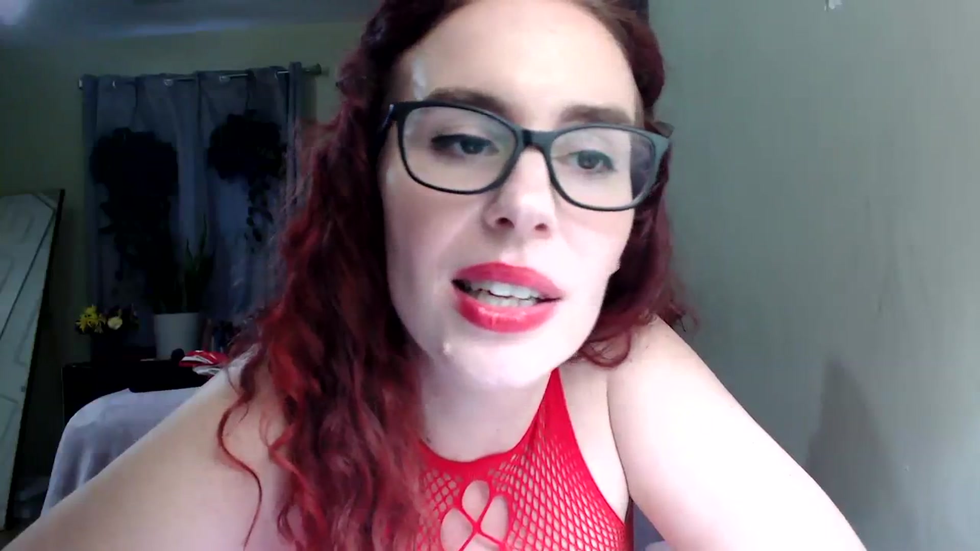 Gallery image thumbnail from Leah_Maeve's myfreecams stream on, 03/23/2024, 12:21 image 20 of 20