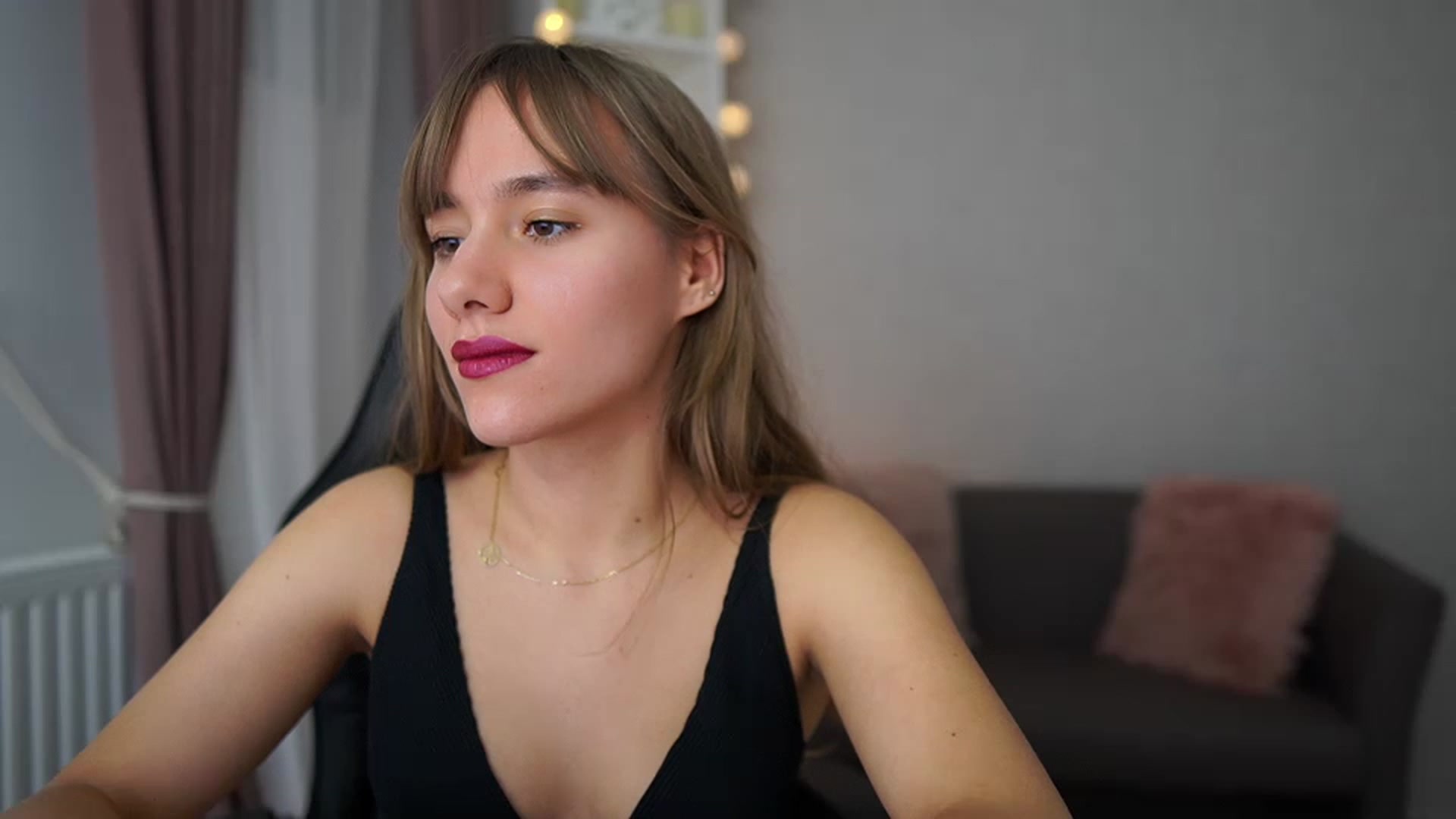 Gallery image thumbnail from Leah__Gotti1's myfreecams stream on, 01/31/2023, 12:06 image 19 of 20