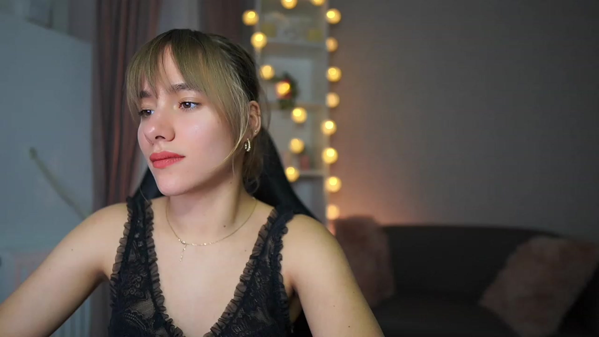Gallery image thumbnail from Leah__Gotti1's myfreecams stream on, 02/14/2023, 11:34 image 20 of 20
