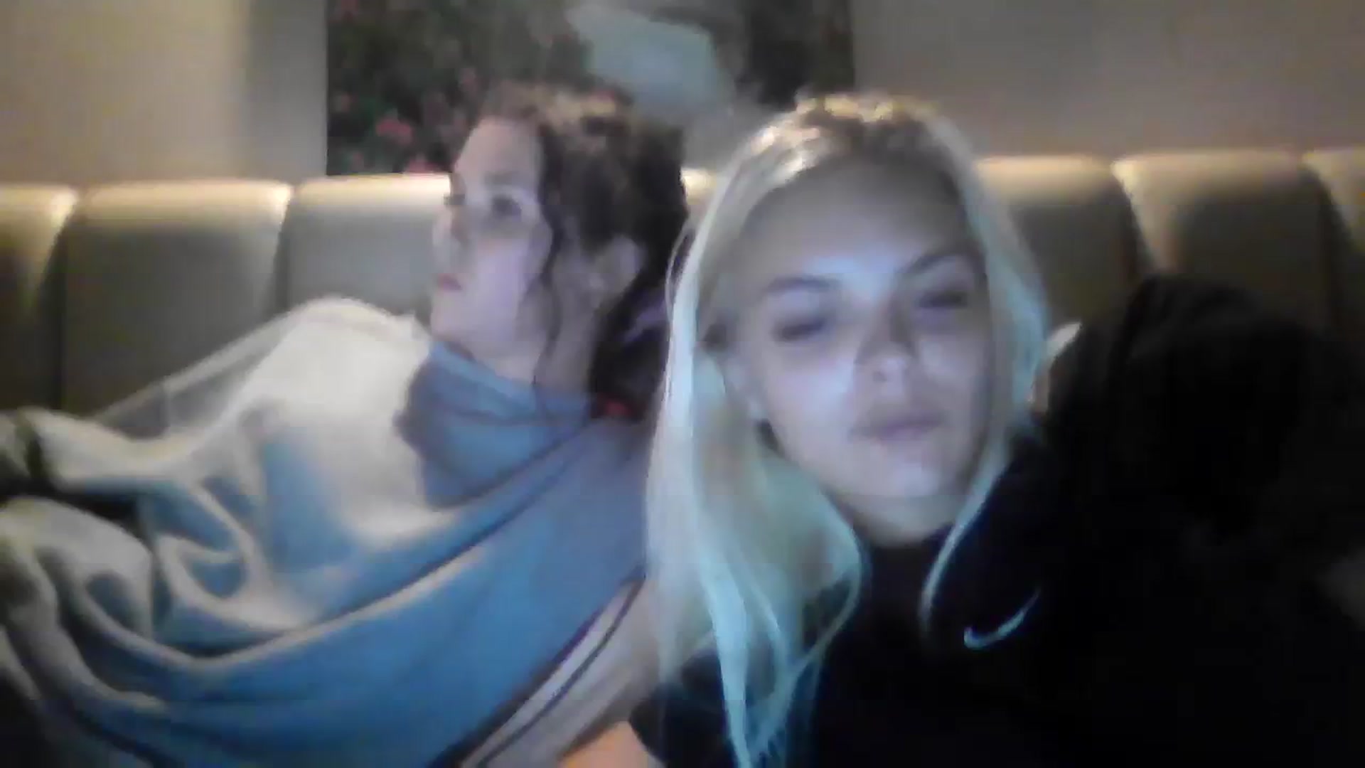 Gallery image thumbnail from Leahahaha's myfreecams stream on, 03/12/2024, 17:56 image 12 of 20