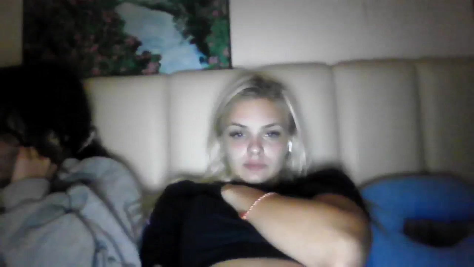 Gallery image thumbnail from Leahahaha's myfreecams stream on, 03/12/2024, 20:20 image 9 of 20