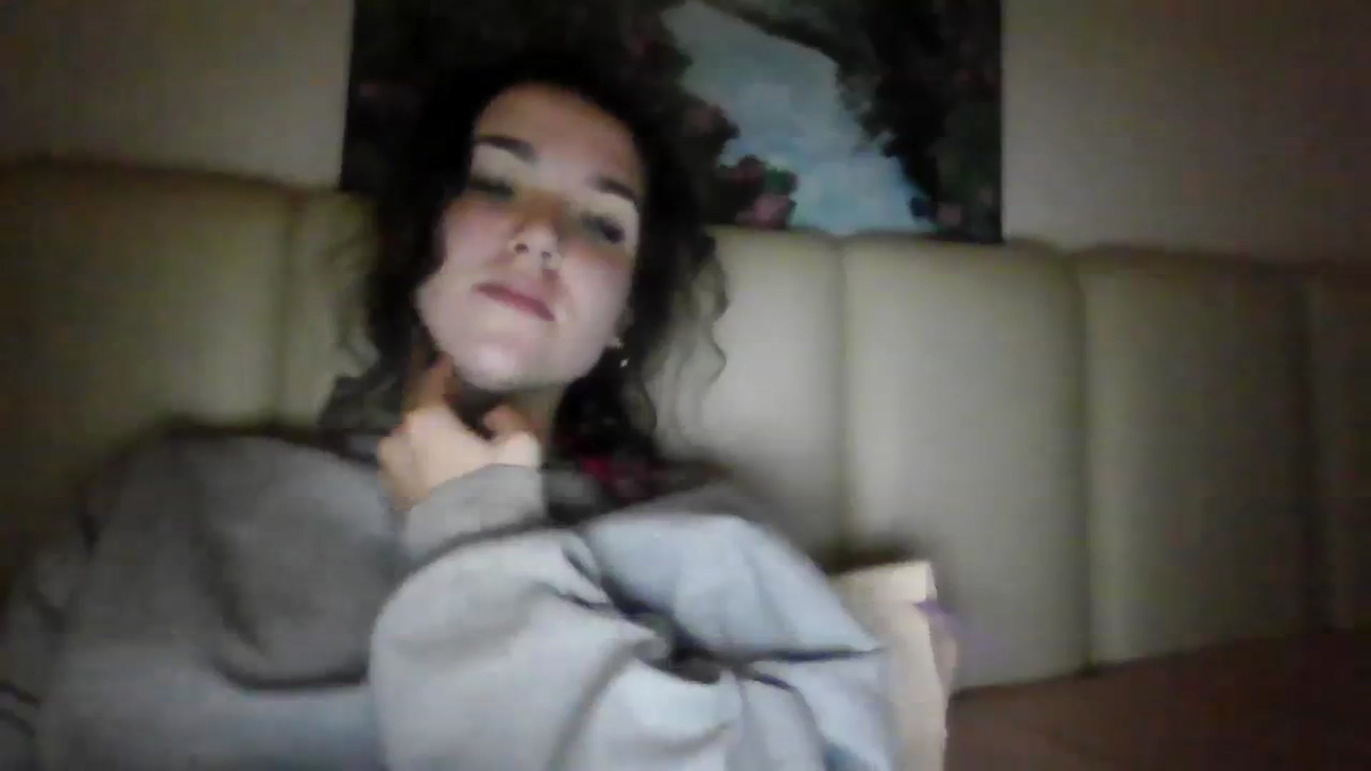 Gallery image thumbnail from Leahahaha's myfreecams stream on, 03/12/2024, 20:20 image 14 of 20