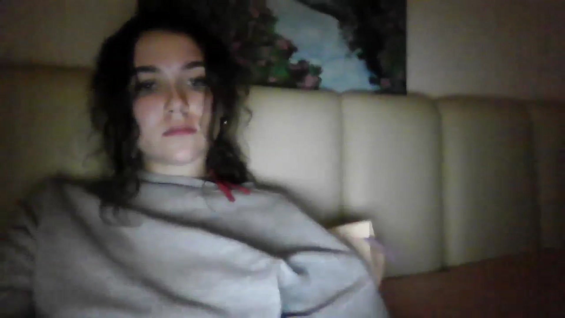 Gallery image thumbnail from Leahahaha's myfreecams stream on, 03/12/2024, 20:20 image 15 of 20