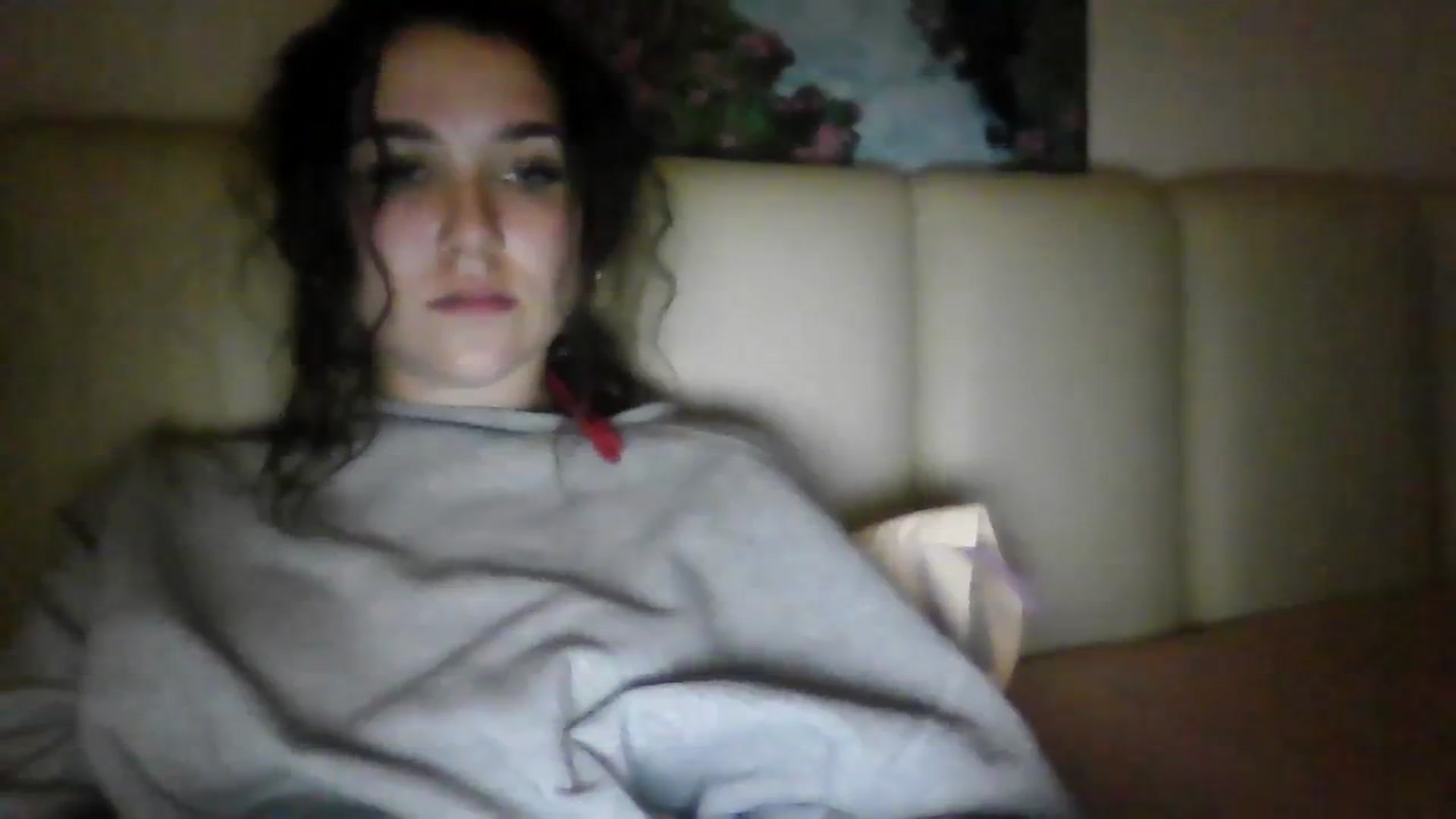 Gallery image thumbnail from Leahahaha's myfreecams stream on, 03/12/2024, 20:20 image 17 of 20