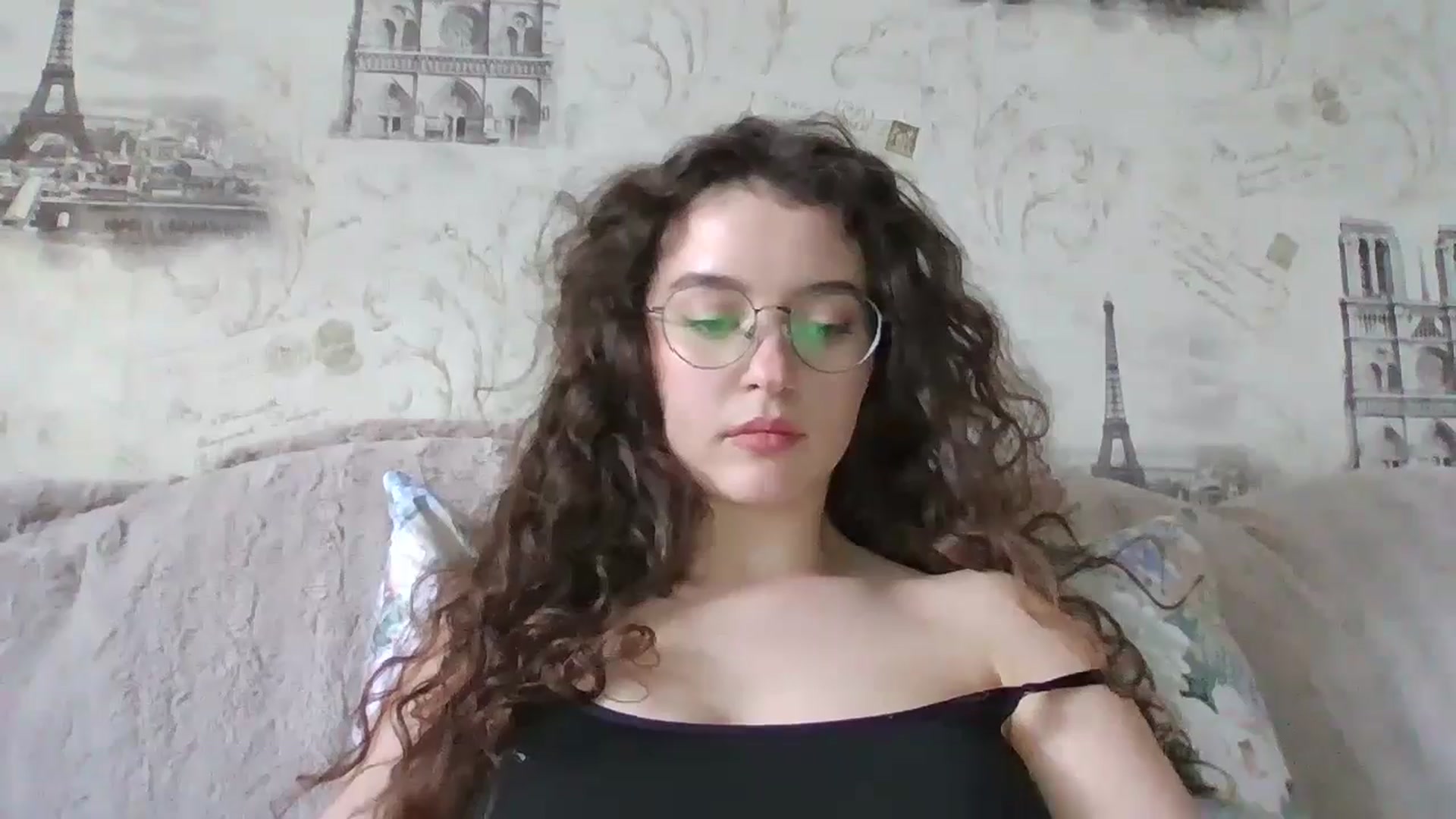 Gallery image thumbnail from LeanaMay's myfreecams stream on, 03/17/2025, 11:31 image 8 of 20