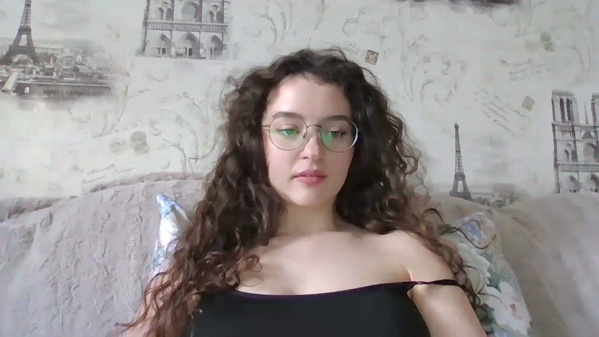 Gallery image thumbnail from LeanaMay's myfreecams stream on, 03/17/2025, 11:31 image 6 of 20