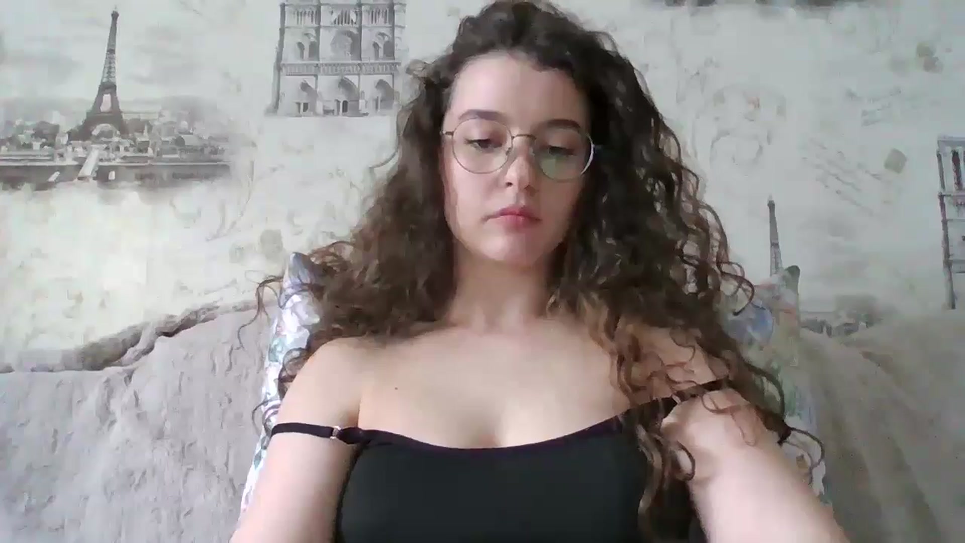 Gallery image thumbnail from LeanaMay's myfreecams stream on, 03/17/2025, 12:02 image 9 of 20