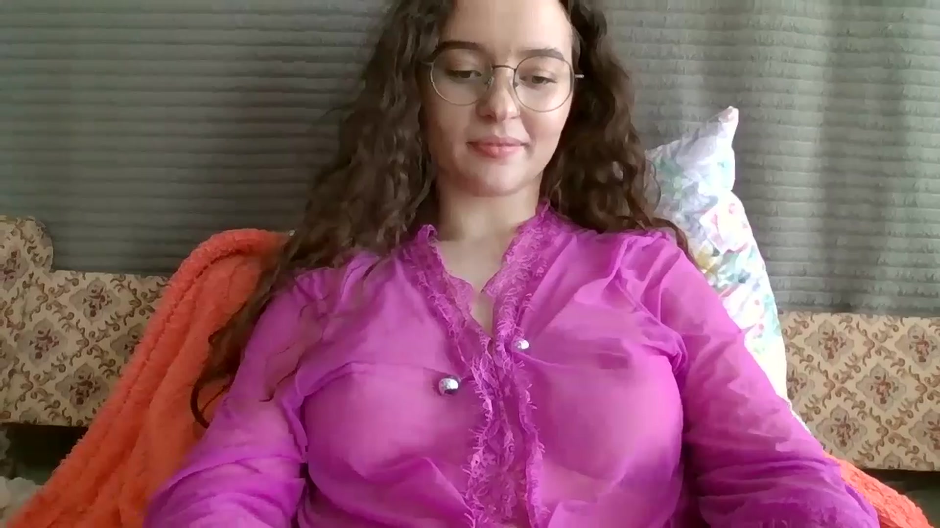 Gallery image thumbnail from LeanaMay's myfreecams stream on, 04/21/2025, 10:41 image 3 of 20