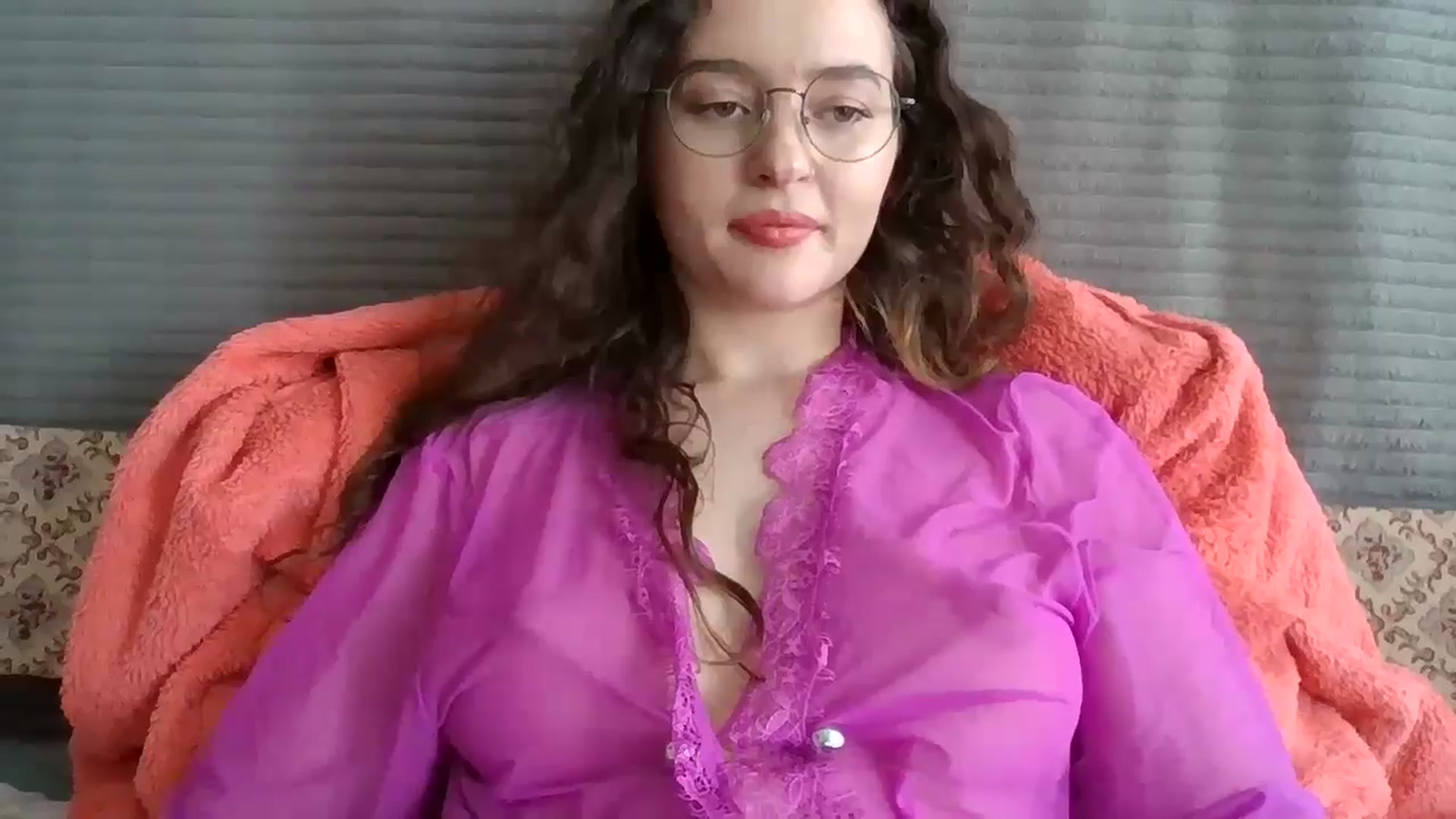 Gallery image thumbnail from LeanaMay's myfreecams stream on, 04/21/2025, 11:50 image 4 of 20
