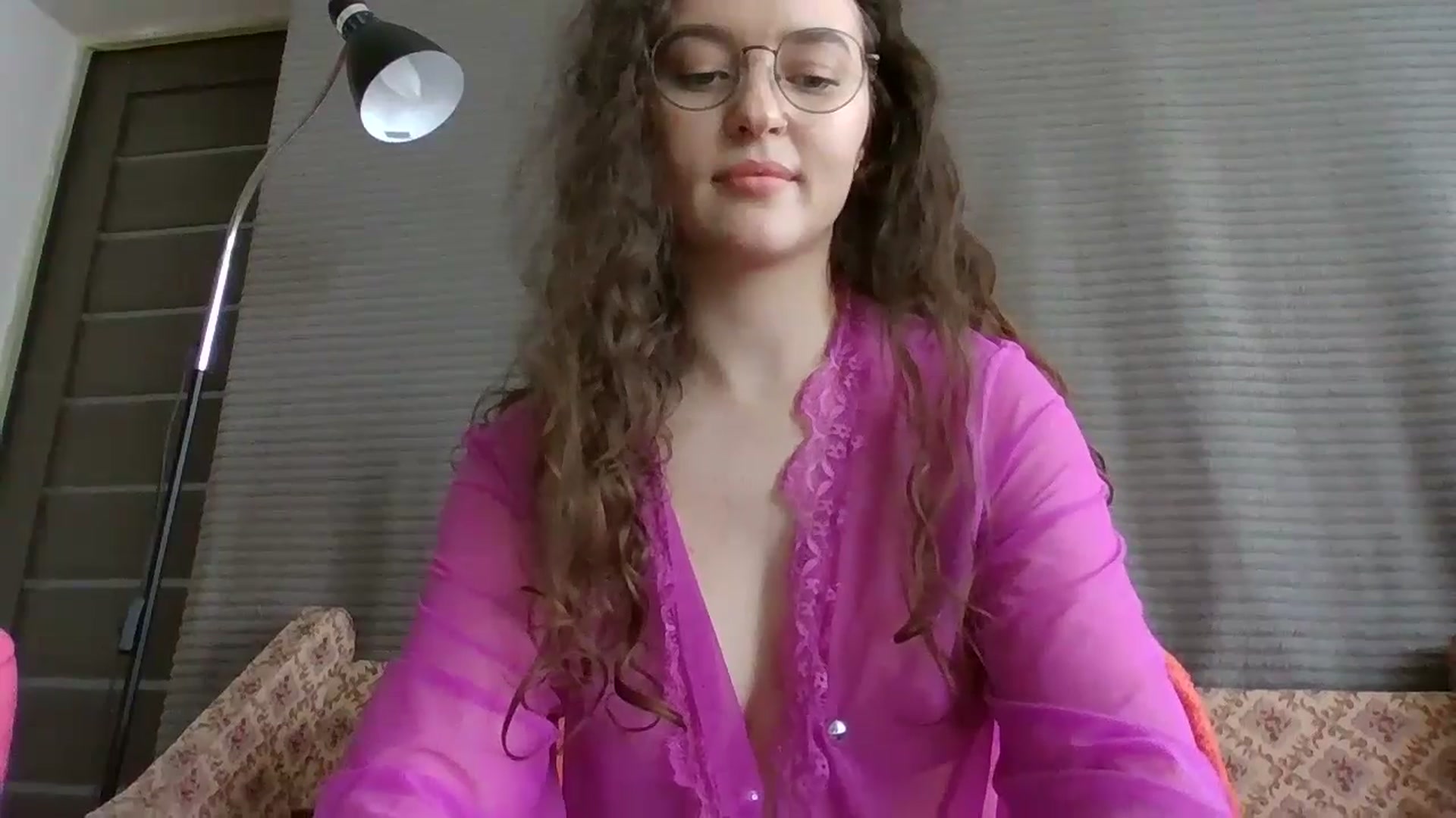 Gallery image thumbnail from LeanaMay's myfreecams stream on, 04/21/2025, 13:53 image 13 of 20