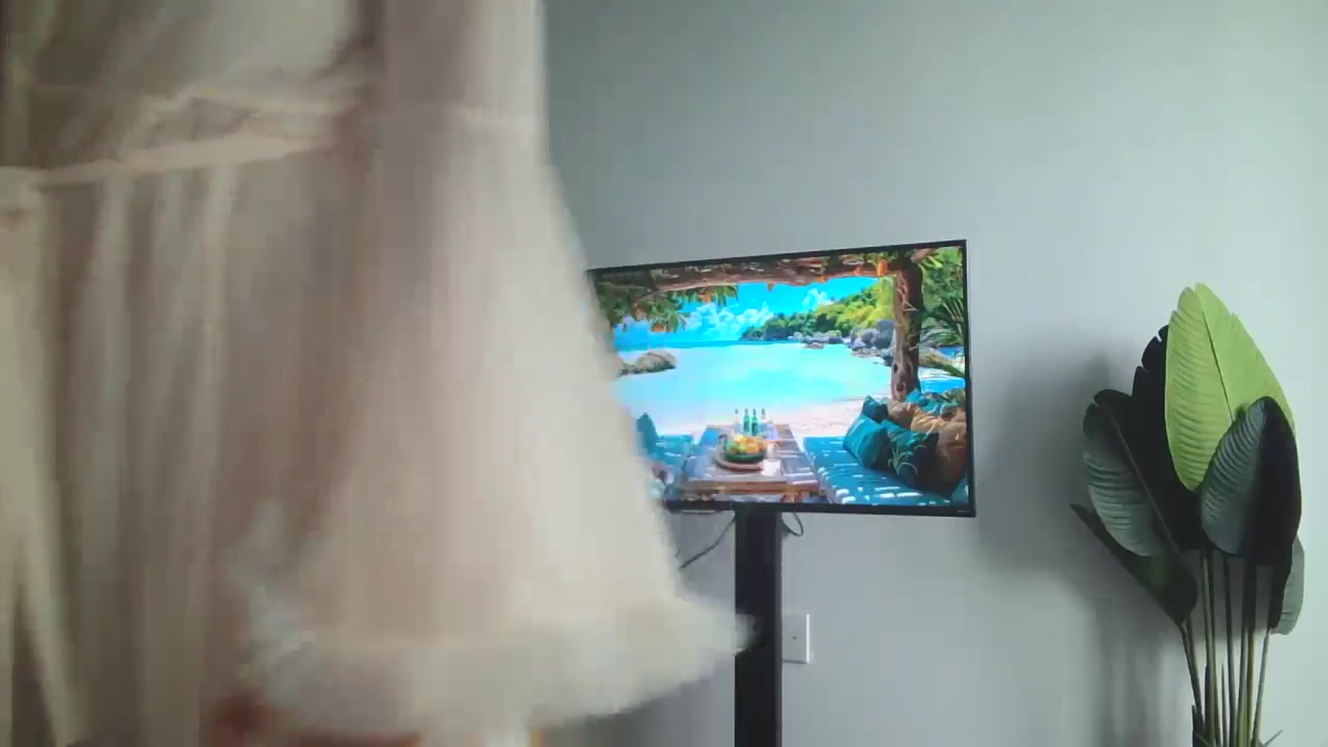 Gallery image thumbnail from Leauramun's myfreecams stream on, 07/27/2024, 16:57 image 2 of 20